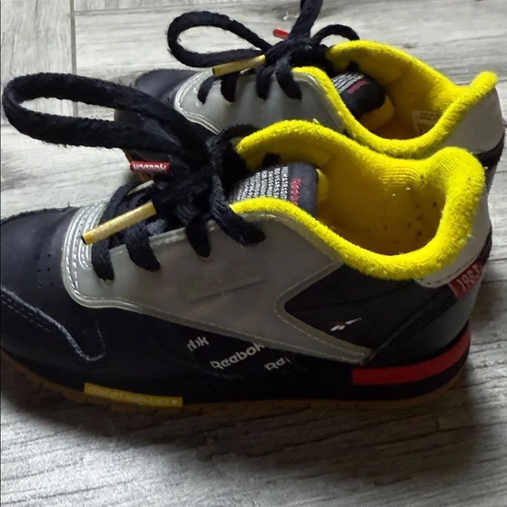 Reebok Toddler Sneakers in Black and Yellow